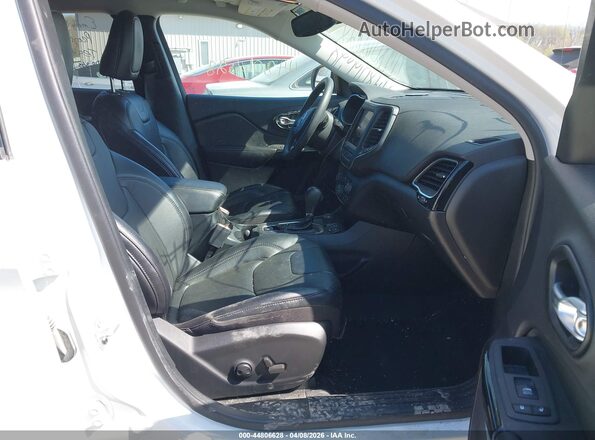 1C4PJMMB7PD100422 2023 JEEP CHEROKEE White Вид салону спереду