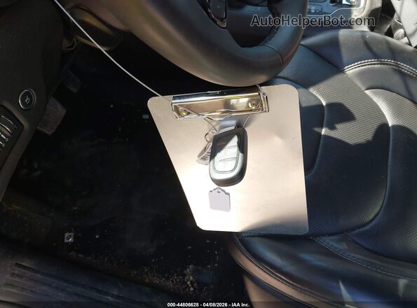 1C4PJMMB7PD100422 2023 JEEP CHEROKEE White Вид панелі приладів
