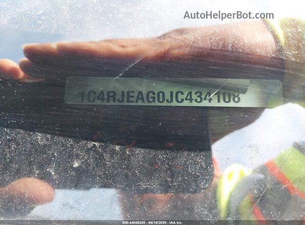 1C4RJEAG0JC434108 2018 JEEP GRAND CHEROKEE Черный 