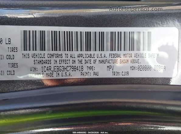 1C4RJEBG3HC798418 2017 JEEP GRAND CHEROKEE Gray Widok komory silnika