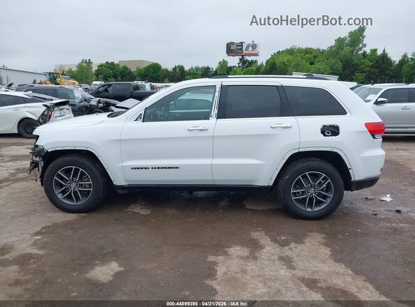 1C4RJEBG8HC780089 2017 JEEP GRAND CHEROKEE White 
