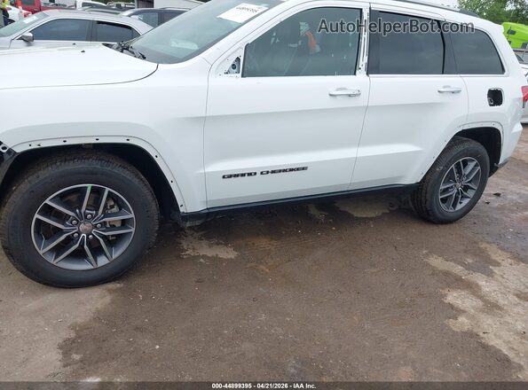 1C4RJEBG8HC780089 2017 JEEP GRAND CHEROKEE White Widok z przodu