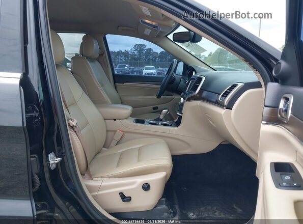 1C4RJEBG8HC868012 2017 JEEP GRAND CHEROKEE Black Widok wnętrza z przodu