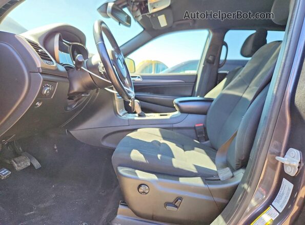 1C4RJFAG8GC389983 2016 JEEP GRAND Gray Front interior view