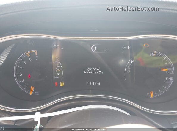 1C4RJFCT9GC493067 2016 JEEP GRAND CHEROKEE Red Widok tylnych siedzeń