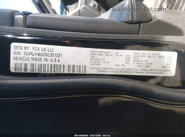 1C4RJHAG0SC301321 2025 JEEP GRAND CHEROKEE Черный Вид подкапотного пространства