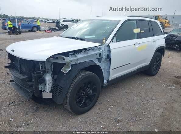 1C4RJHAG2SC323112 2025 JEEP GRAND CHEROKEE White Vista tres cuartos delantera izquierda