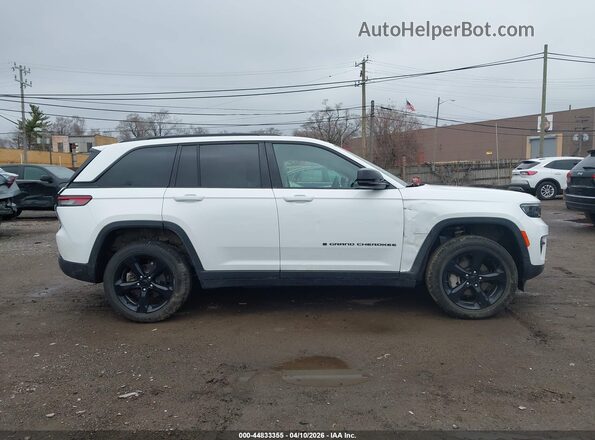 1C4RJHBG4SC333168 2025 JEEP GRAND CHEROKEE White Սալոնի հետևի տեսք