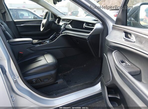 1C4RJYB66P8788038 2023 JEEP GRAND CHEROKEE 4XE Silver წინა სალონის ხედი