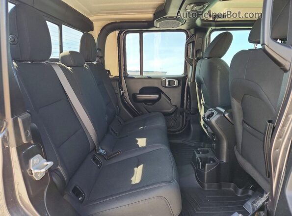 1C6HJTAG2LL214334 2020 JEEP GLADIATOR Gray Rear seats view