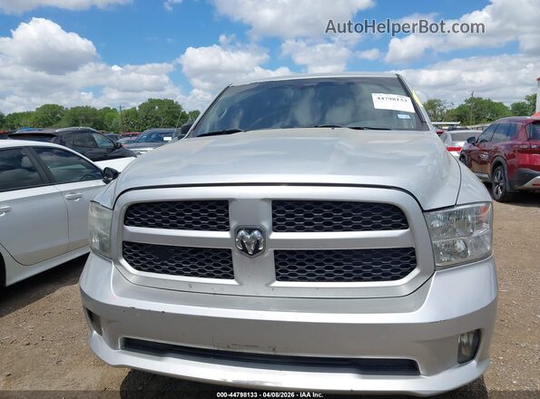 1C6RR6FT7HS805566 2017 RAM 1500 Gray უკანა სალონის ხედი