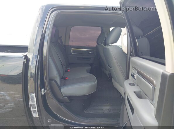 1C6RR6LM9JS256309 2018 RAM 1500 Black VIN კოდის სტიკერის ხედი