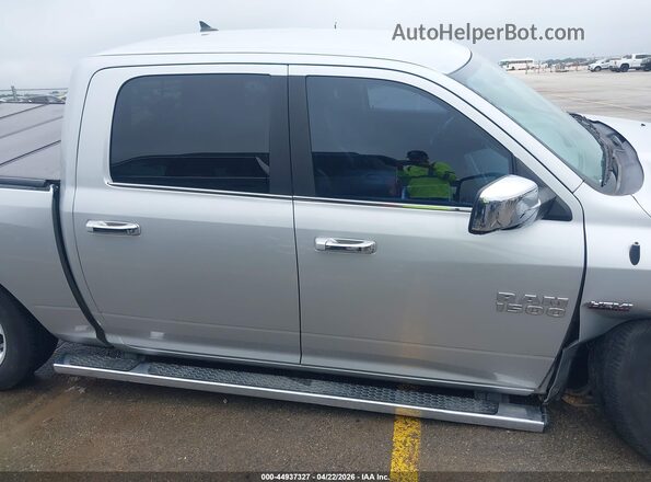 1C6RR6LT8HS856465 2017 RAM 1500 Silver 360 interior view