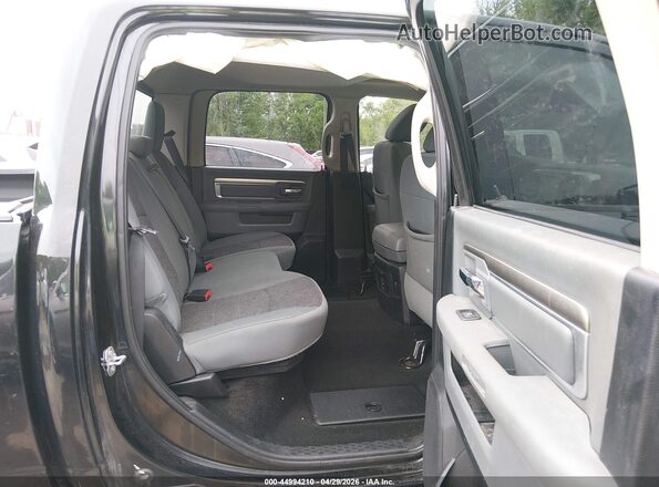 1C6RR6LT9GS159398 2016 RAM 1500 Black 