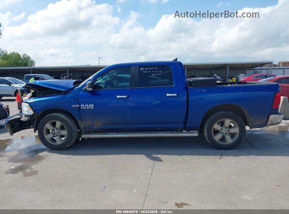 1C6RR6LT9JS112668 2018 RAM 1500 Blue Rear interior view