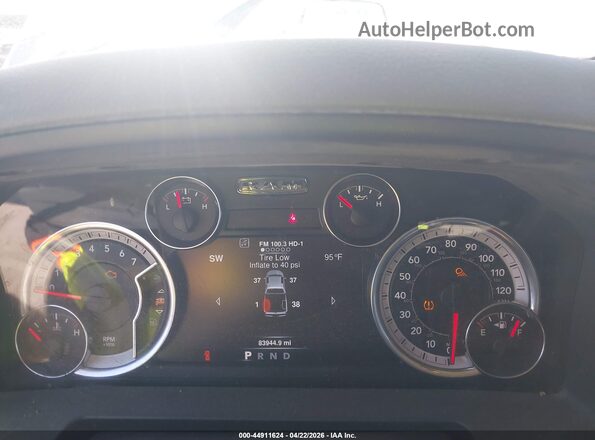 1C6RR6TT2LS136684 2020 RAM 1500 CLASSIC Black Հետևի նստատեղերի տեսք