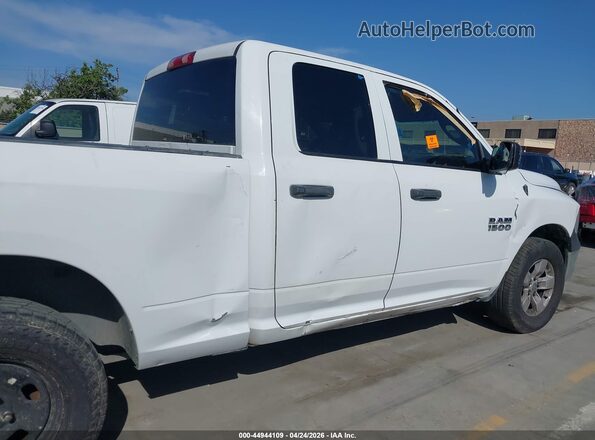 1C6RR7FG7JS159511 2018 RAM 1500 Белый Вид спереди