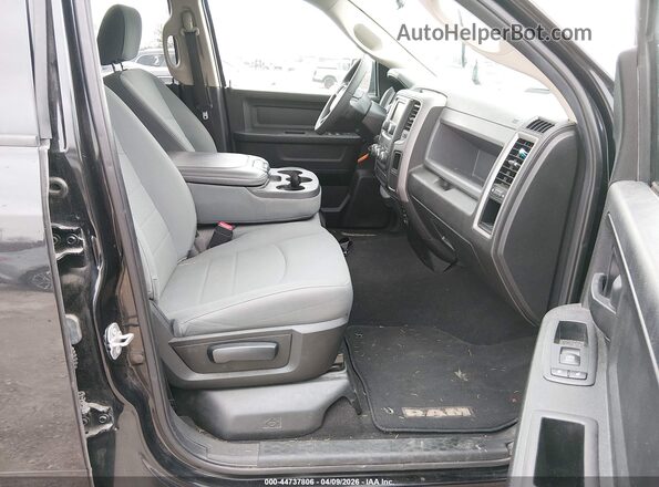 1C6RR7FG8JS253624 2018 RAM 1500 Black Vista interior delantera
