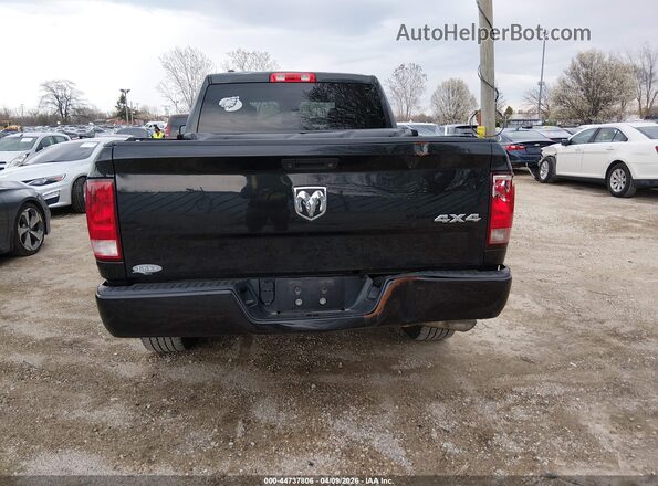 1C6RR7FG8JS253624 2018 RAM 1500 Black 