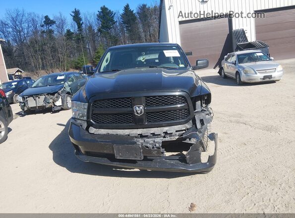 1C6RR7FG9JS269220 2018 RAM 1500 Black Вид щитка приладів