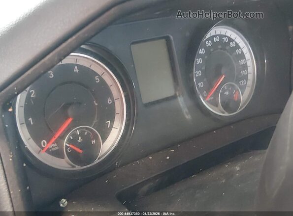 1C6RR7FT9JS146837 2018 RAM 1500 Black Widok wnętrza 360 stopni
