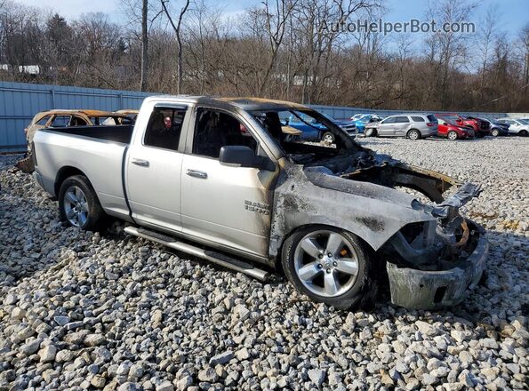 1C6RR7GG5JS168884 2018 RAM 1500 Silver Передня права чверть