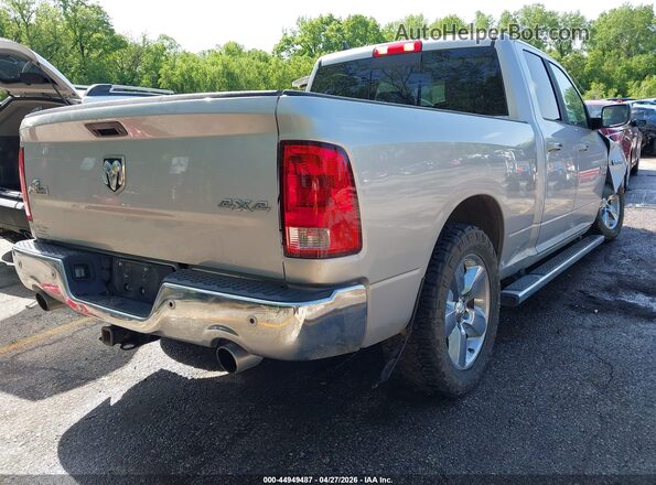 1C6RR7GT8JS104318 2018 RAM 1500 Silver Tył prawy