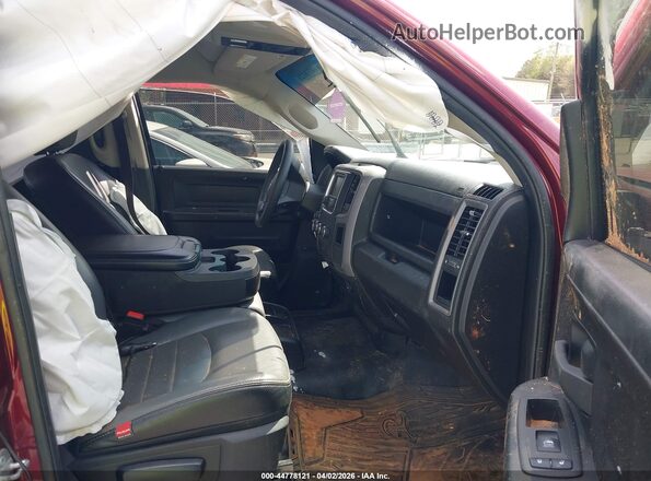 1C6RR7KG8PS552920 2023 RAM 1500 CLASSIC Red Vista interior delantera