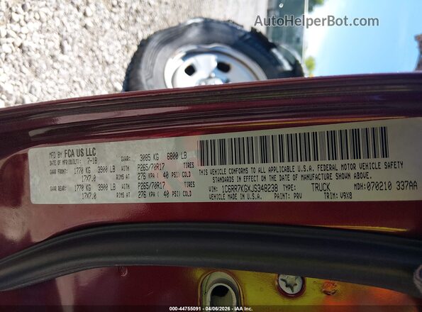 1C6RR7KGXJS348238 2018 RAM 1500 Maroon Շարժիչի բաժամունքի տեսք