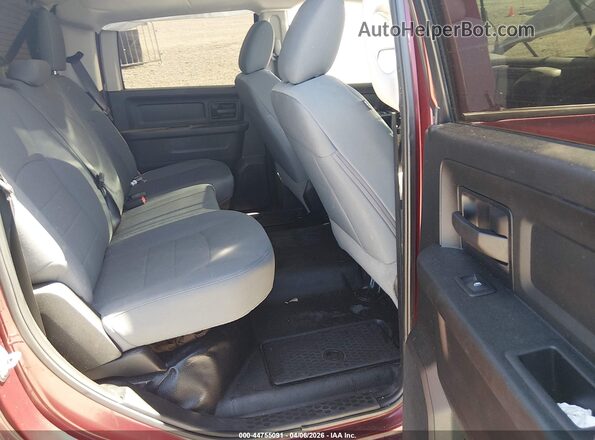 1C6RR7KGXJS348238 2018 RAM 1500 Maroon VIN կոդի պիտակի տեսք
