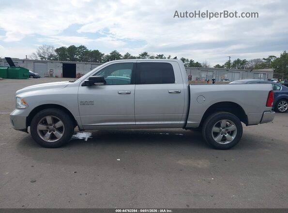1C6RR7LG8JS264272 2018 RAM 1500 Silver 