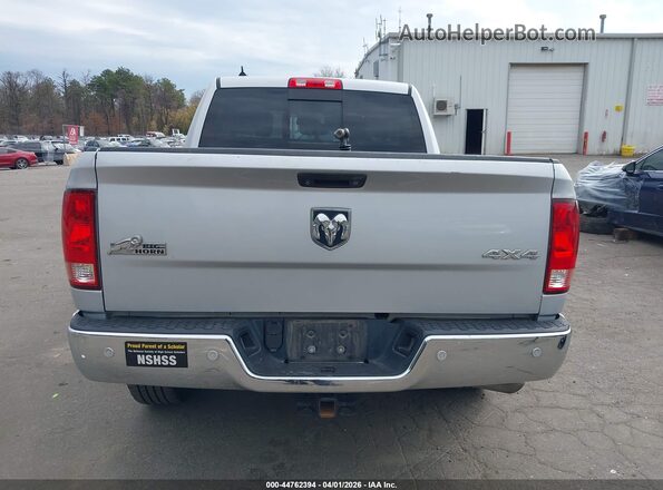 1C6RR7LG8JS264272 2018 RAM 1500 Silver 