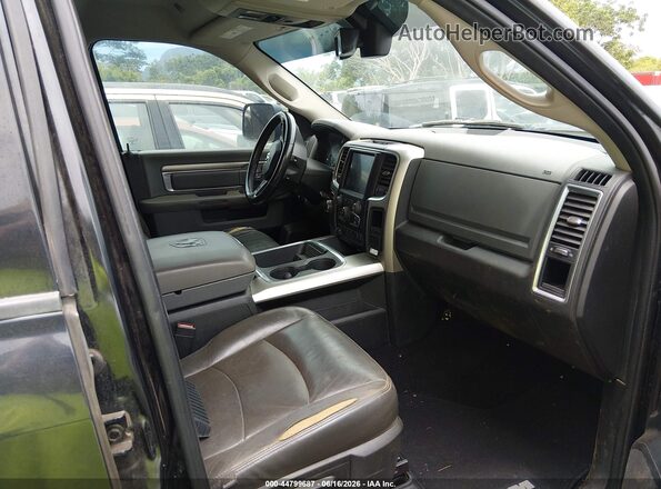 1C6RR7LT0JS248693 2018 RAM 1500 Black Սալոնի դիմացի տեսք
