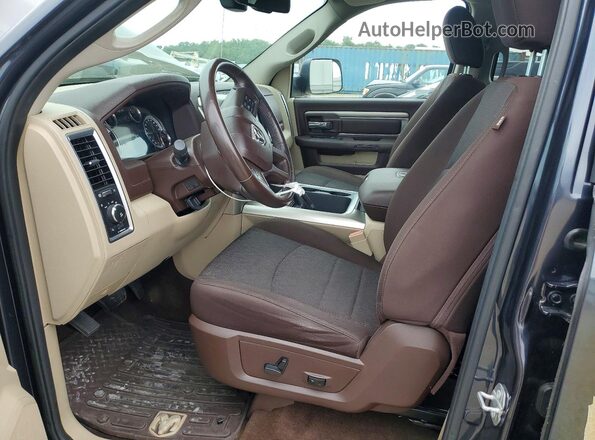 1C6RR7TM3GS234966 2016 RAM 1500 Серый Вид салона спереди