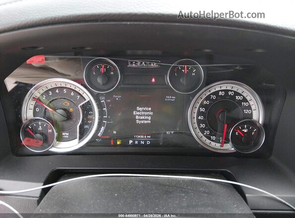 1C6RR7UT2GS325183 2016 RAM 1500 Black Vista de los asientos traseros