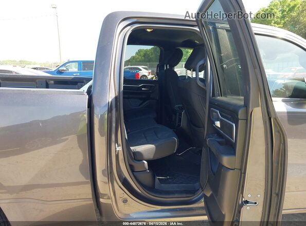 1C6RREBT4MN545006 2021 RAM 1500 Gray Vista de la etiqueta del VIN