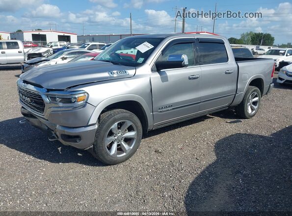 1C6RREHTXKN522978 2019 RAM 1500 Silver წინა მარცხენა ხედი სამი მეოთხედიდან