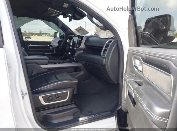 1C6RREJM2MN828062 2021 RAM 1500 White Vista interior delantera