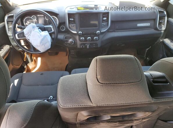 1C6SRFFT3RN158164 2024 RAM 1500 White Вид панелі приладів