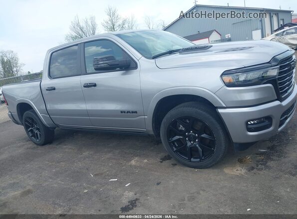 1C6SRFJP4SN613331 2025 RAM 1500 Silver უკანა სალონის ხედი