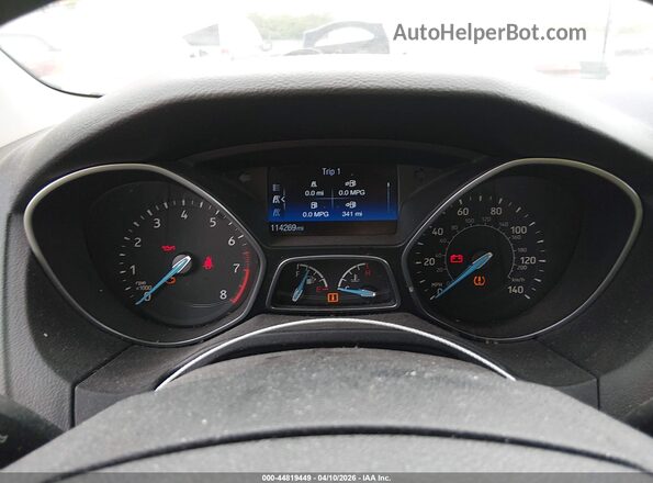 1FADP3E22GL207125 2016 FORD FOCUS White Widok tylnych siedzeń