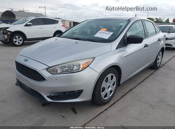 1FADP3E22HL332658 2017 FORD FOCUS Silver Przód lewy