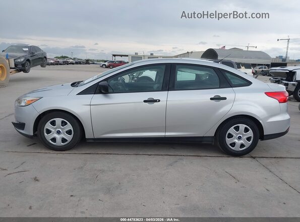 1FADP3E22HL332658 2017 FORD FOCUS Silver Widok wnętrza 360 stopni