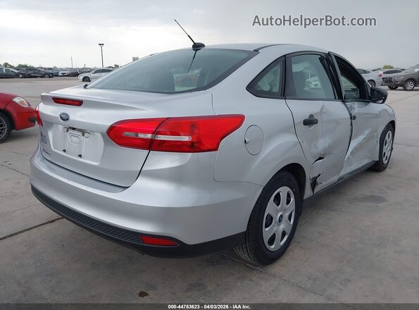 1FADP3E22HL332658 2017 FORD FOCUS Silver Tył prawy