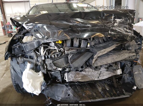 1FADP3E23JL244546 2018 FORD FOCUS Черный Вид спереди