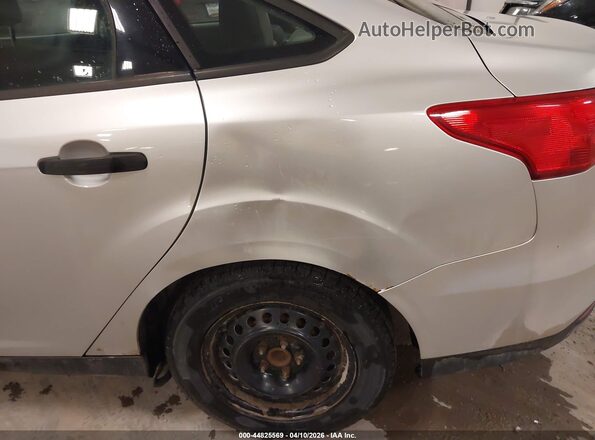 1FADP3E27GL386956 2016 FORD FOCUS Silver Դիմացի տեսք