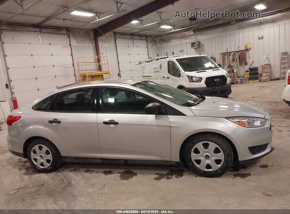 1FADP3E27GL386956 2016 FORD FOCUS Silver Սալոնի հետևի տեսք