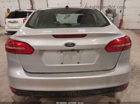 1FADP3E27GL386956 2016 FORD FOCUS Silver 
