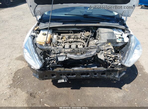 1FADP3F22GL241757 2016 FORD FOCUS White უკანა ხედი