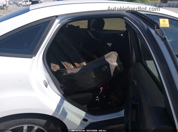 1FADP3F22GL241757 2016 FORD FOCUS White VIN კოდის სტიკერის ხედი